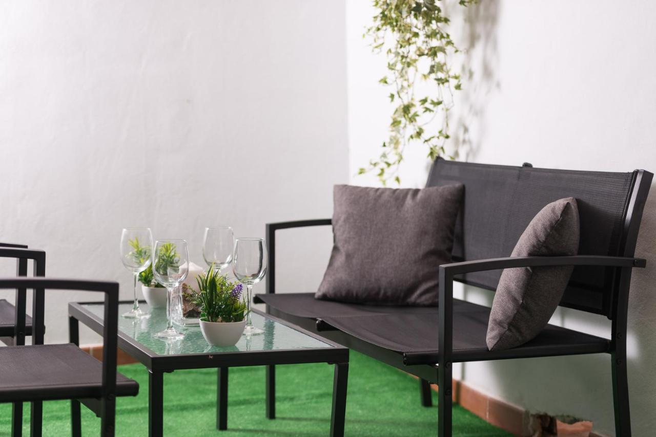 Cozy 3 Bed Apartment In The Heart Of 알리칸테 외부 사진